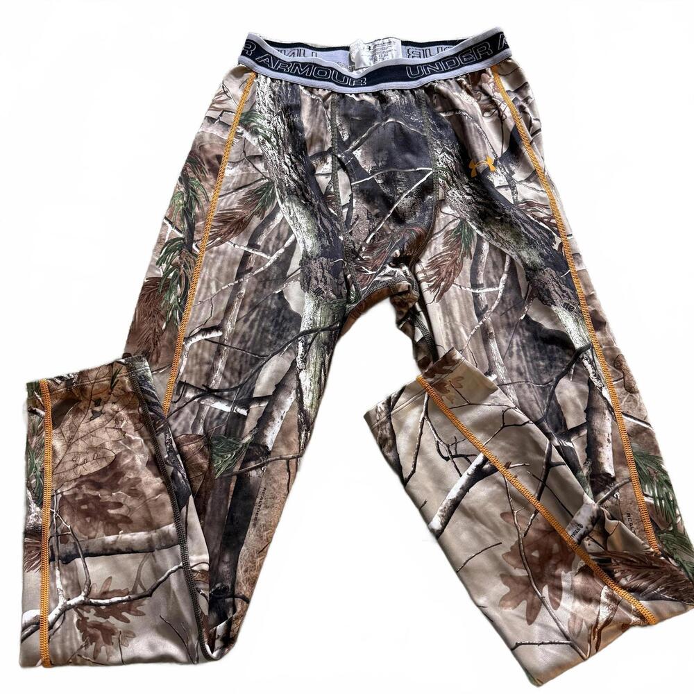 UNDER ARMOUR Real Tree YOUTH Size L Camo Layering leggings Hunting‎ Fishing